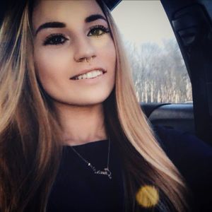 Meet your Posher, Anastasia